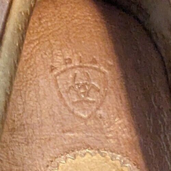 Ariat Shoes Women's 7.5 Strathmore Nubuck Leather Studded Clog Style # 21203 - Picture 9 of 12